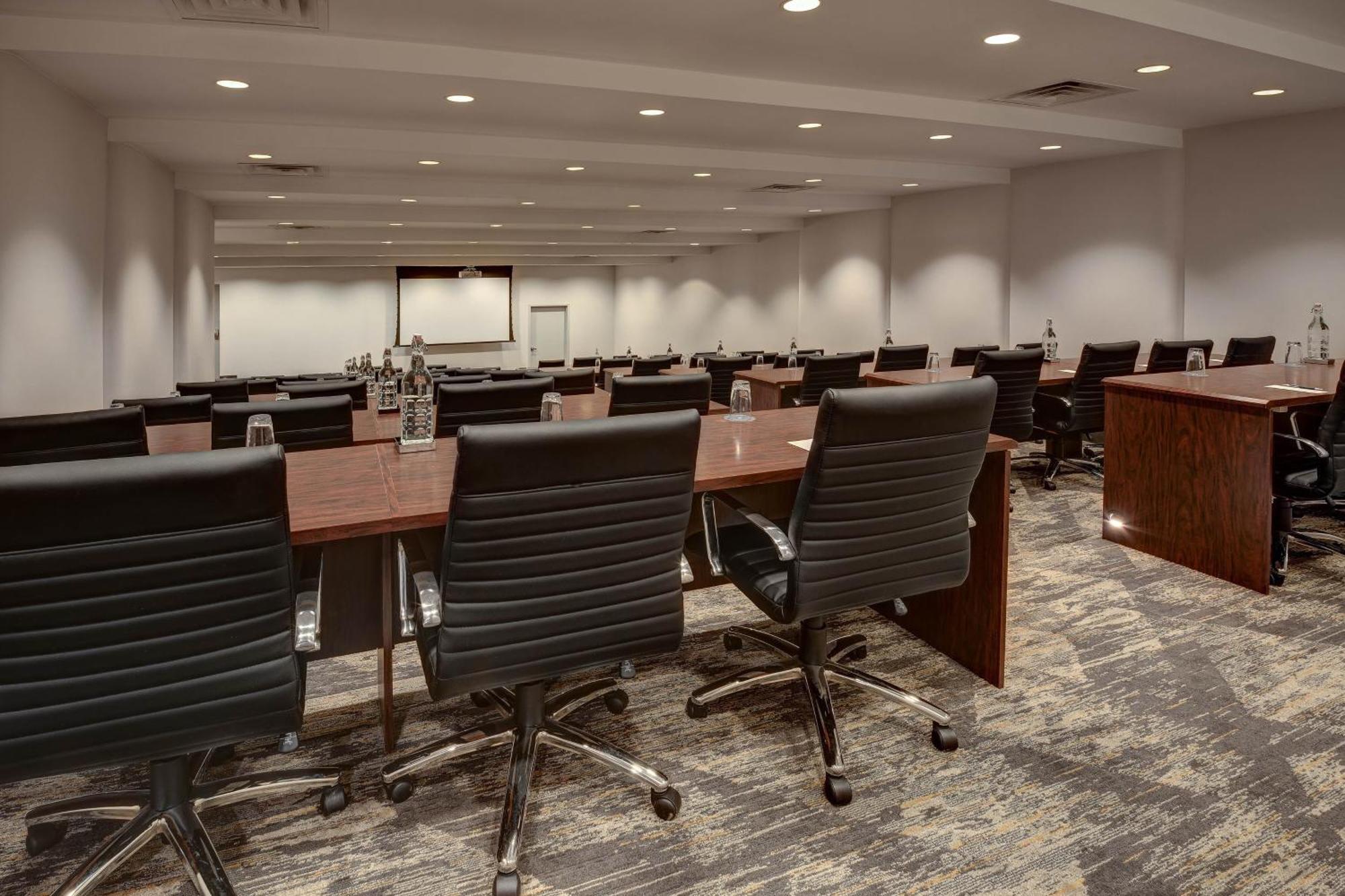 Sheraton Eatontown Hotel Екстер'єр фото